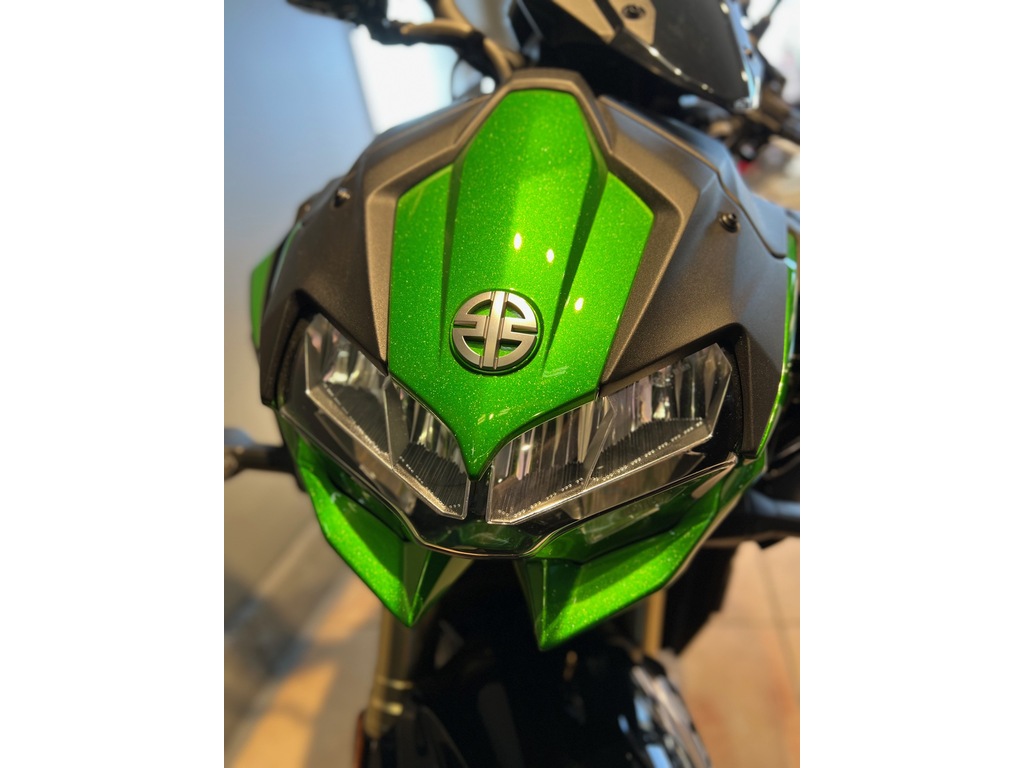 Kawasaki ZR1000LMFN 2021