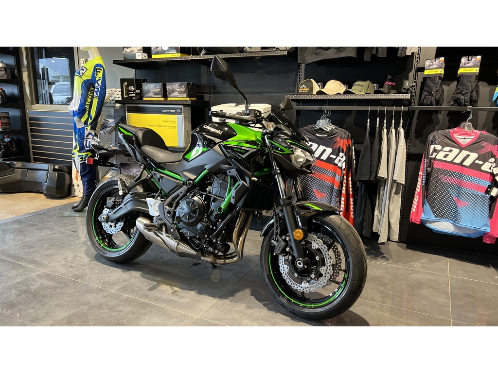 Kawasaki Z650 2022