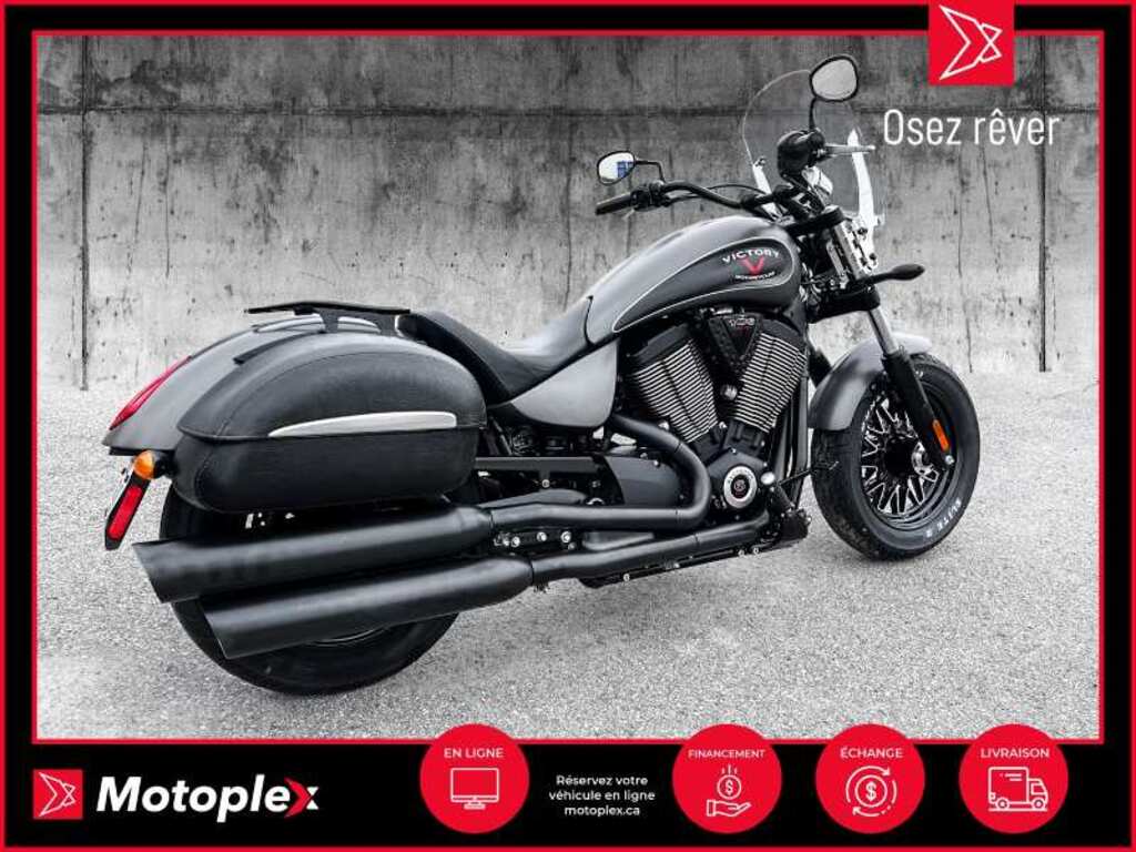 Victory Motorcycles Gunner 2015