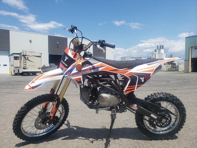 Dirt bike Tao DBX1 2023 140cc manuel 4 vitesses EN SPÉCIAL