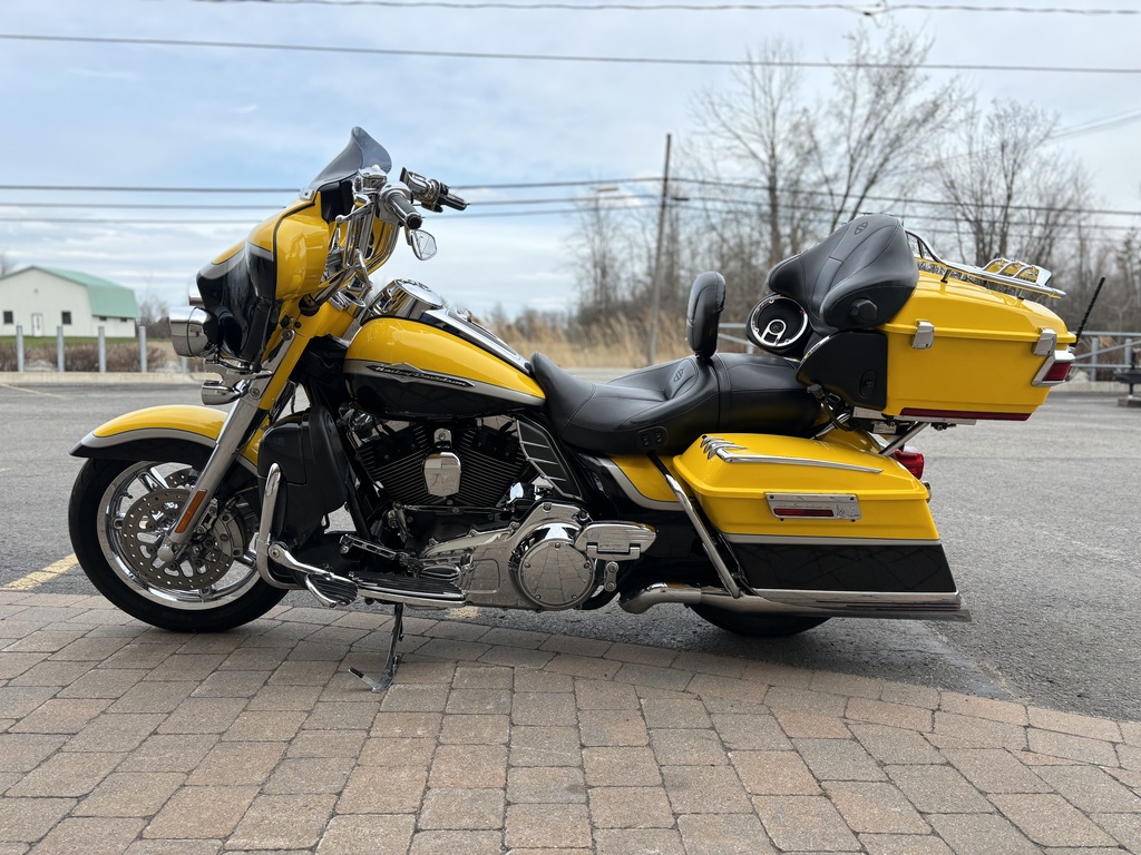 Harley-Davidson CVO Electra Glide Ultra 2012