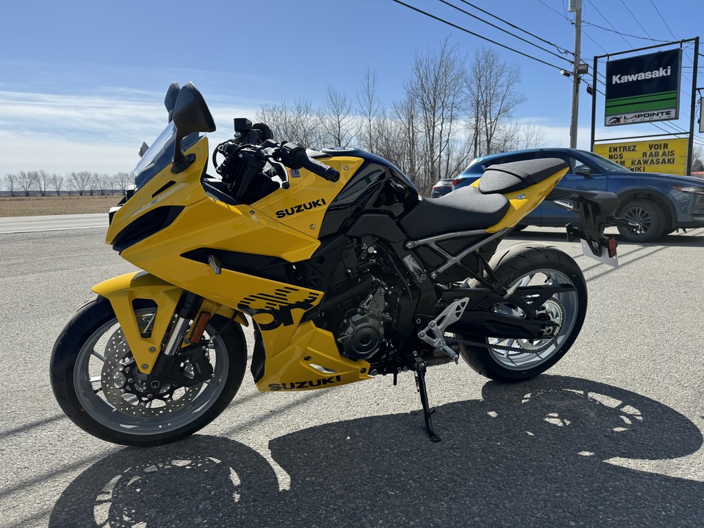 Suzuki GSX-8R 2024