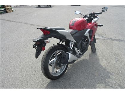 Honda CBR250R 2012