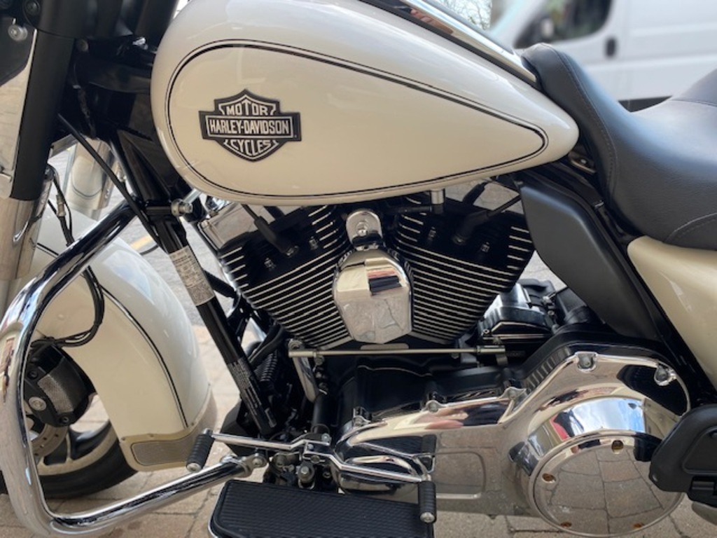 Harley-Davidson FLHTP Electra Glide Police 2012