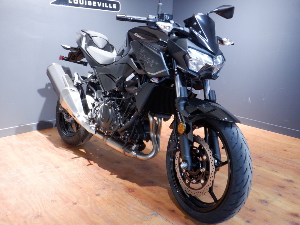 Kawasaki Z400 2021