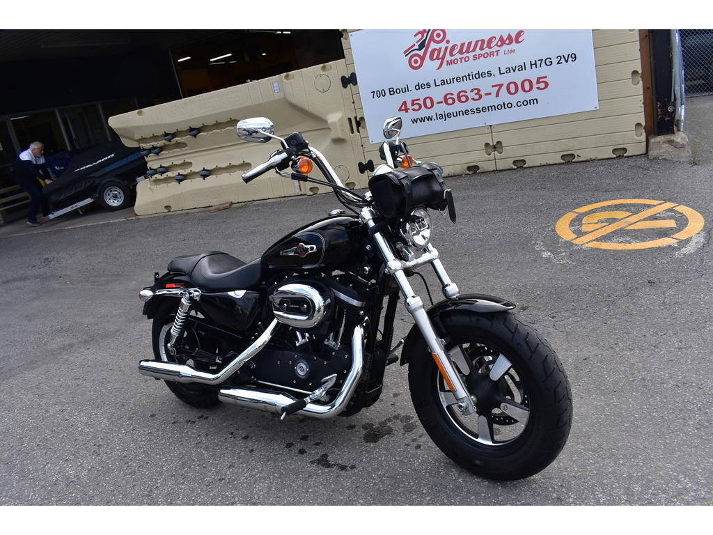 Harley-Davidson Sportster XL 1200C 2015