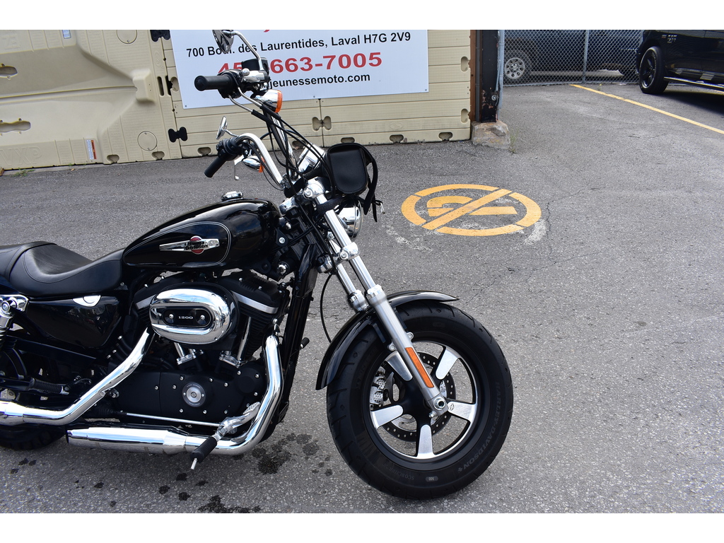 Harley-Davidson Sportster XL 1200C 2015