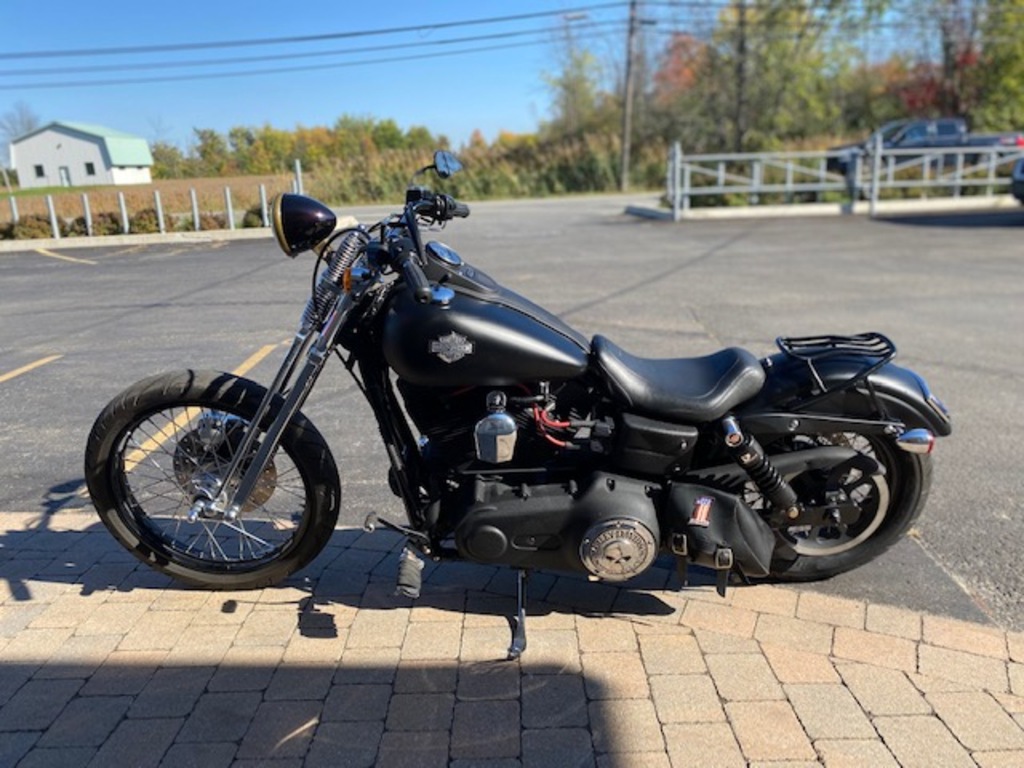 Harley-Davidson FXDBI Street Bob 2006