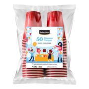 Verres en plastique rouges