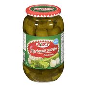 Mélange de cornichons, choux-fleurs et oignons sucrés