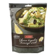 Gros croûtons à l’ail et au fromage