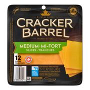 Fromage cheddar mi-fort en tranches