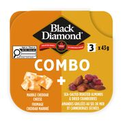 Fromage cheddar marbré avec amandes et canneberges séchées