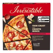 Pizza à croûte mince au salami épicé surgelée