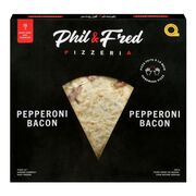 Pizza pepperoni bacon surgelée