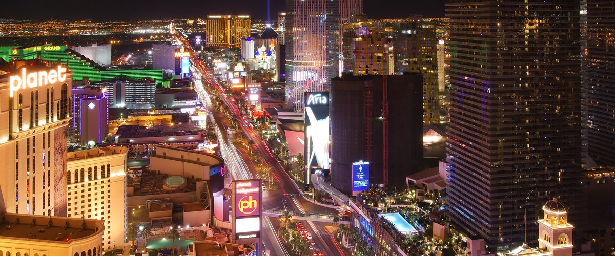 Las vegas guide voyage aubaine — Las Vegas à rabais depuis le Canada : le guide 2026 pour profiter de la démesure sans vider son portefeuille (photo : EconomicOldenburger (Soenke Burkert), CC BY-SA 4.0)