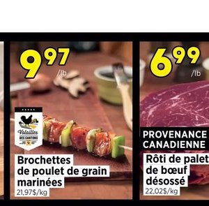 Brochettes de poulet de grain marinées