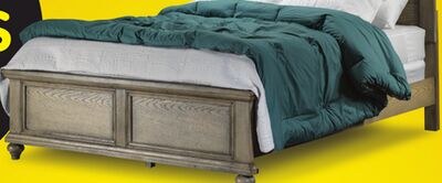 Emma 3-Piece Queen Bed - Oak