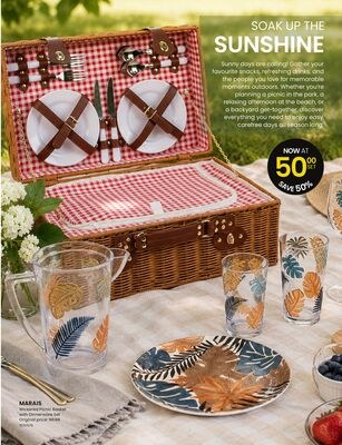 MARAIS PICNIC BASKET W/ DINNERWARE RED GINGHAM