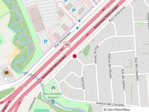 Location of Mcdonald'S at 724 Rue Cambronne, Québec