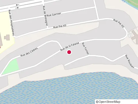 Location of Construction Hmp at 393 Rue des Cedres, Baie-Comeau