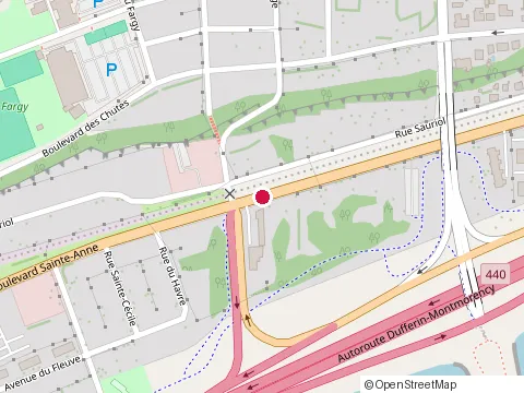 Location of Littoral - Hôtel & Spa at 3710 Bd Sainte-Anne, Québec