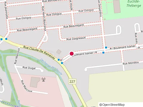 Location of Maître Glacier Marieville at 905 Rue Claude-de Ramezay, Marieville