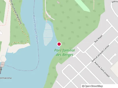 Location of Pizzéria Paquet Donnacona at 656 Avenue Jacques-Cartier, Donnacona