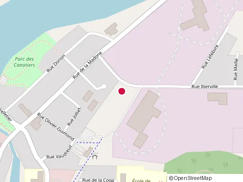 Location of au Café de la Gare. at 710 Rue Vaudreuil #700, Mont-Laurier