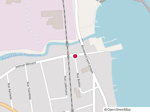 Location of A Q d R Section Roberval at 243 avenue Menard, Roberval