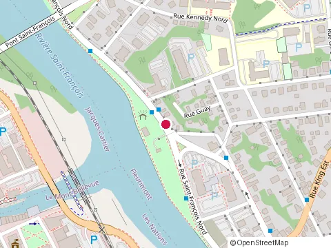 Location of Cantine Chez Bouf-Tout at 246 Rue Saint-François N, Sherbrooke