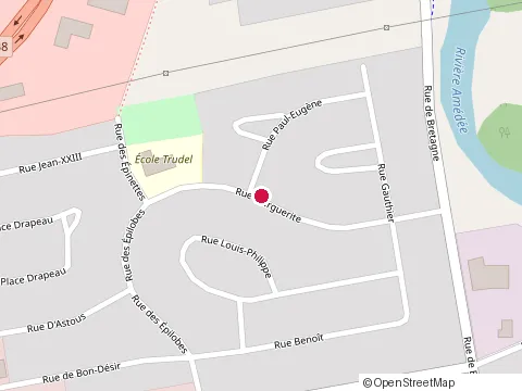 Location of Caron Line at 582 Rue Marguerite, Baie-Comeau
