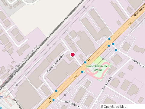 Location of Glaces de l'Est at 7515 Henri Bourassa East, Montréal