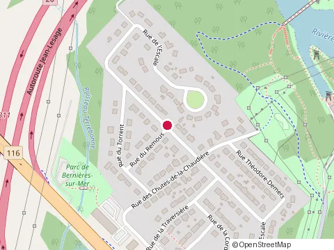 Location of Holy Burgers at 450 Rue des Chutes-de-la-Chaudière, Lévis