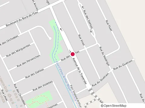 Location of Place Langlois at avenue de la Traversée, Salaberry-de-Valleyfield