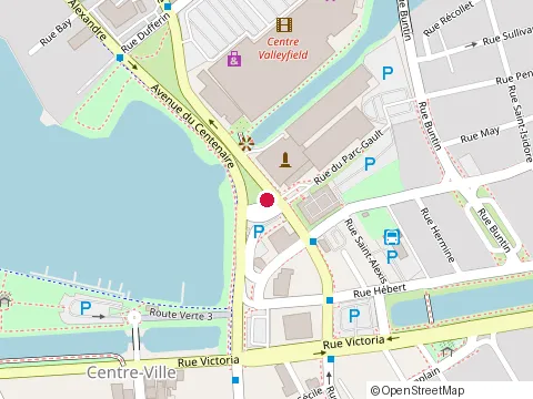 Location of Planète Poutine Valleyfield at 14 Place du Centenaire, Salaberry-de-Valleyfield