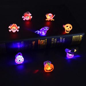 Broche-bague lumineuse Halloween