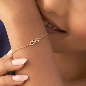 Bracelet infini amour femme