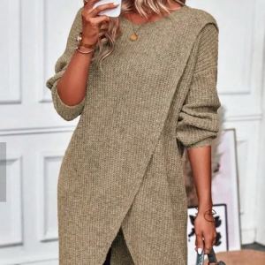 Robe longue tricot et manteau femme