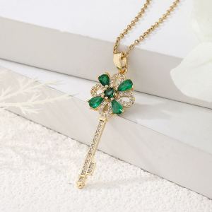 Collier chaîne clavicule clé rétro femme