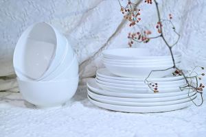 Ensemble de vaisselle Lily en porcelaine, 16 pièces, service pour 4