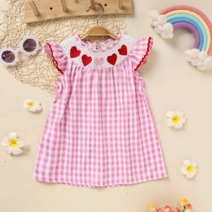 Robe Saint-Valentin bébé fille, carreaux rose cœur brodé