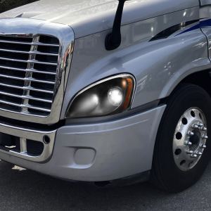 Phares Freightliner Cascadia 2008-2017 noir gauche, droit