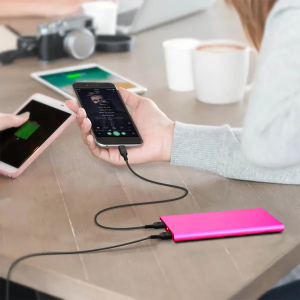 Banque d'énergie 20000mAh ultra-mince avec batterie externe