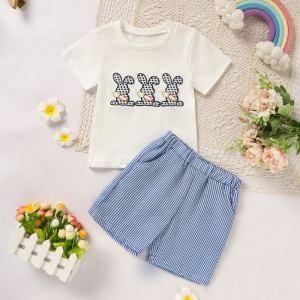 Ensemble 2 pièces t-shirt lapin carotte short rayé fillette