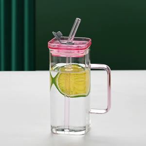 Verre rose avec paille carrée, 6 couleurs, couvercle inclus