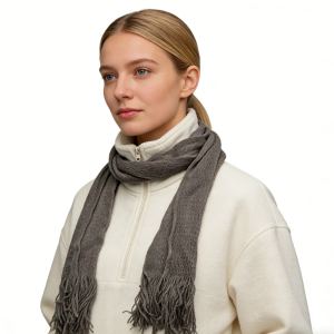 Foulard skinny gris léger couches modernes quotidien