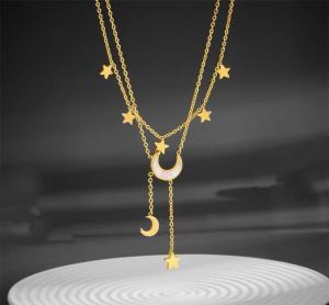 Collier or lune étoiles astrologie chaîne superposée