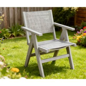 HIPS Stylish Dining Chair Elevates Yard Dinner Gatherings Togethers & Casual Outdoor Hangouts
