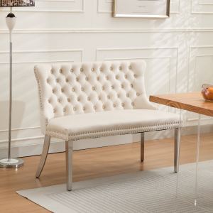 Banquette velours 2 places capitonnée beige, pieds acier inoxydable brossé